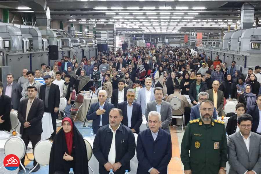 برگزاری جشن بزرگ روز کارگر در کارخانه نساجی شماره 3