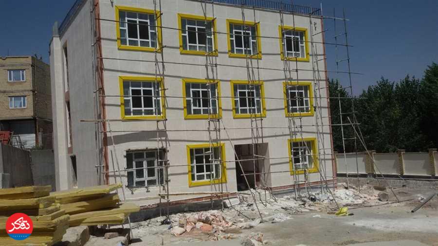 منابع دولتی برای «مدرسه‌سازی» کافی نیست