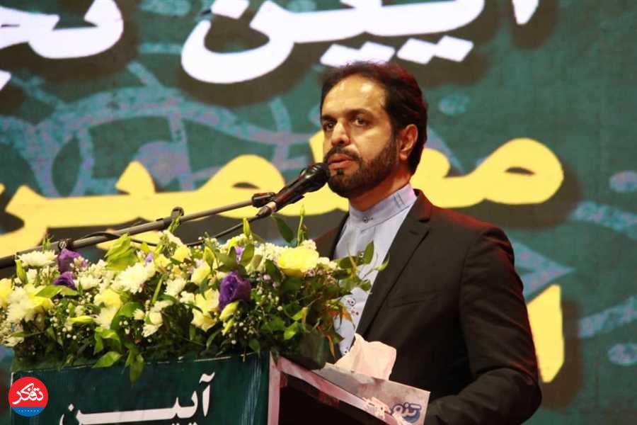 معلمان، ریشههای تمدن ایراناند