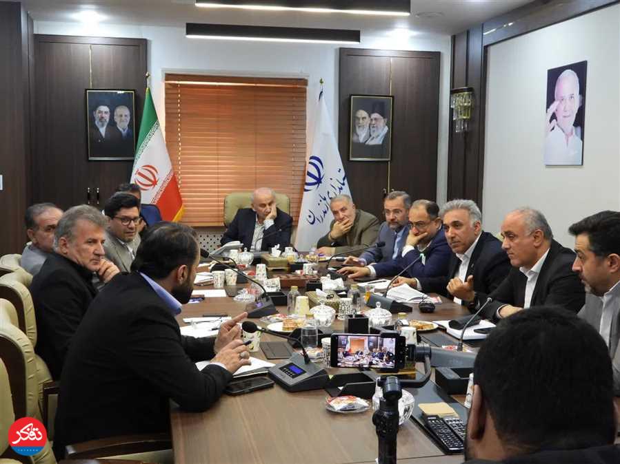 نشست استاندار مازندران با اعضای مجمع نمایندگان 