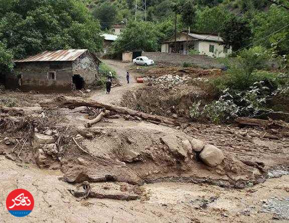 شکستگی پل میان‌شال و آسیب به برخی منازل روستایی